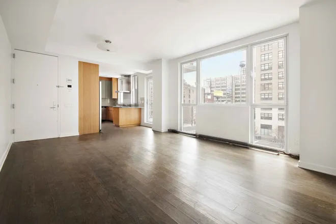 22 Renwick Street #5B, New York, NY 10013