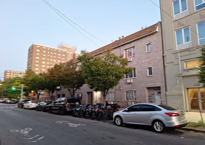 440 BLAKE Avenue, Brooklyn, NY 11212