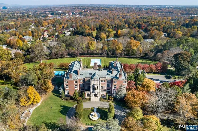 675 Ramapo Valley, Mahwah, NJ 07430