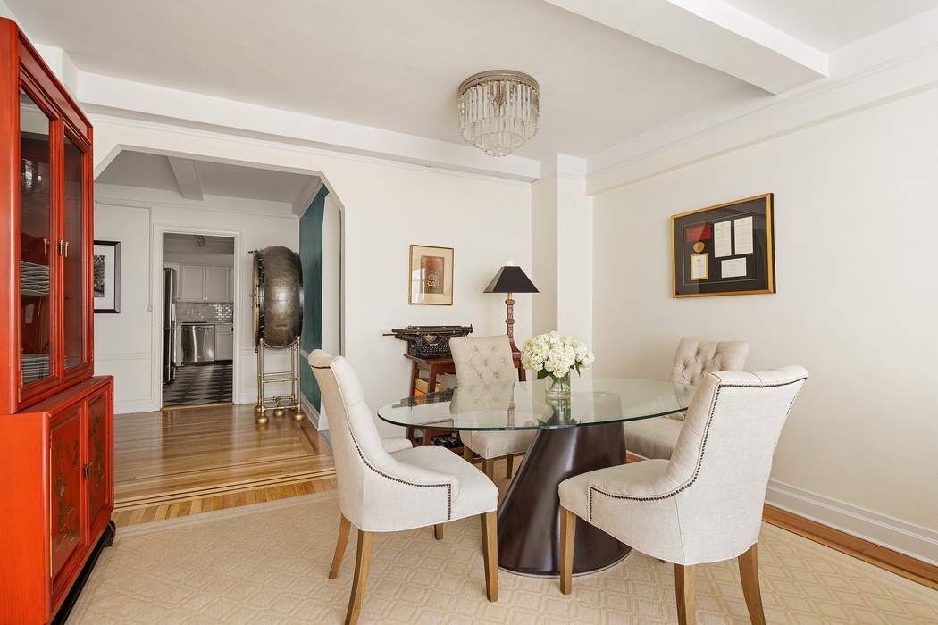 320 Central Park #5H, Upper West Side, Manhattan, NY 10025 - Property photo 2 of 24