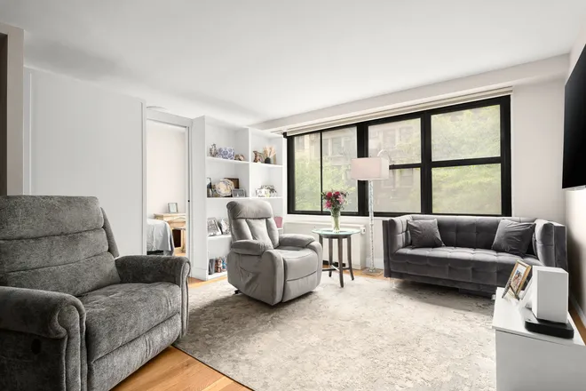 7 East 14th Street #409, New York, NY 10003