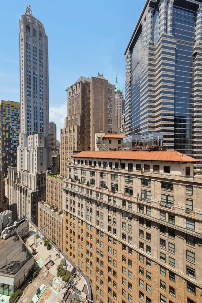 75 WALL Street #28I, New York, NY 10005