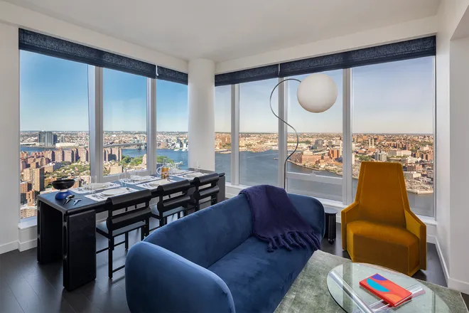 252 South Street #22H, New York, NY 10002