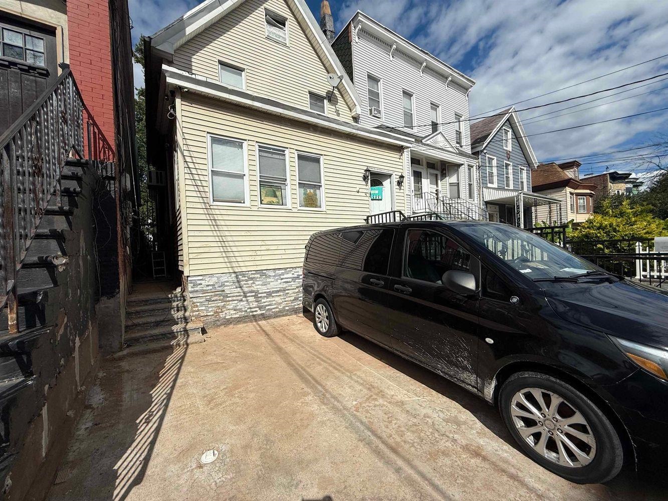 68 BRINKERHOFF Street, Jersey City, JC Greenville, NJ 07304 - Property photo 2 of 32