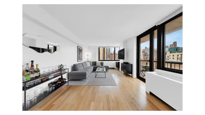 1438 3rd Avenue #12A, New York, NY 10028