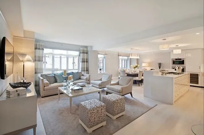 21 East 61st Street #7A, New York, NY 10065