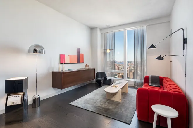 252 South Street #22J, New York, NY 10002