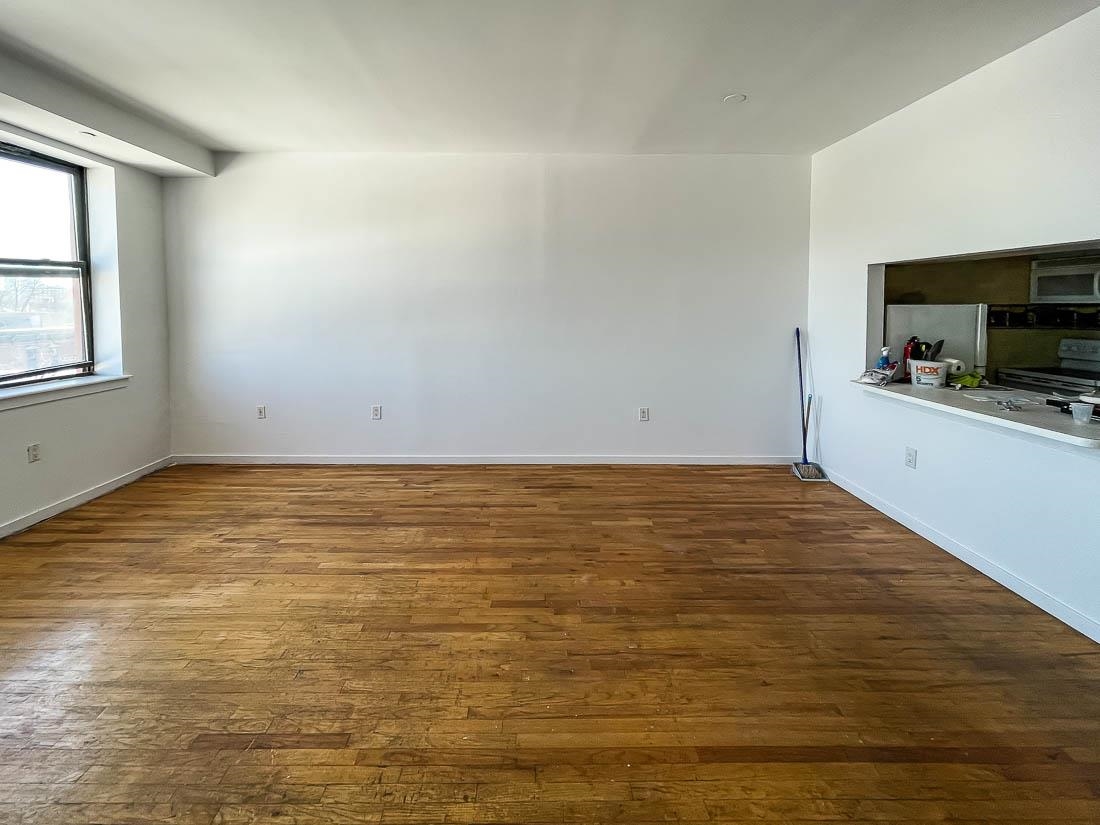 44 SHERMAN Avenue, Jersey City, JC Heights, NJ 07307 - Property photo 4 of 17