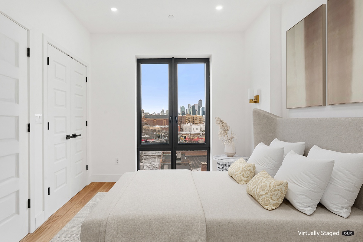 45-29 47th Street #2-A, Sunnyside, Queens, NY 11377 - Property photo 4 of 9