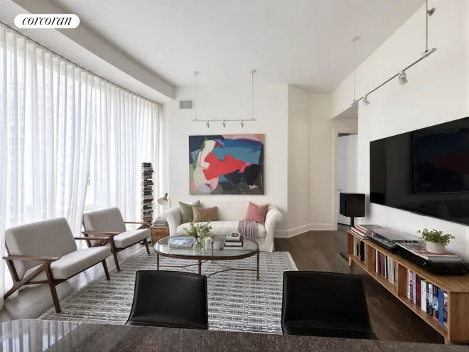 250 East 49th Street #9C, New York, NY 10017