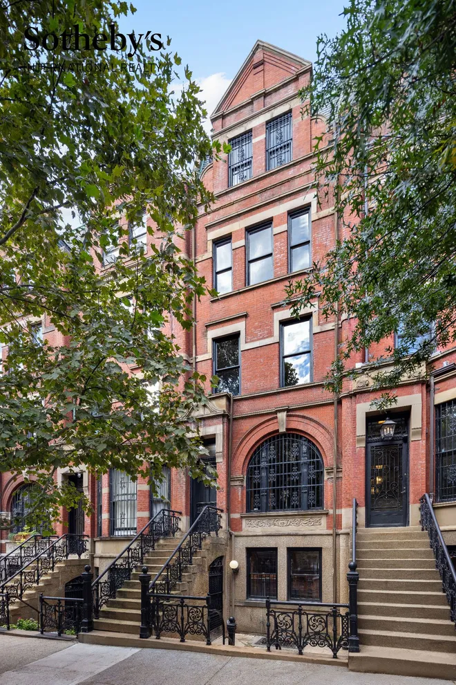 55 West 85th Street, New York, NY 10024