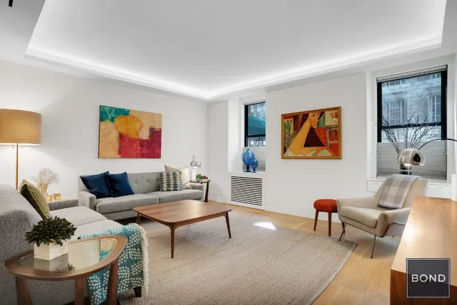 325 East 57th Street #1A, New York, NY 10022