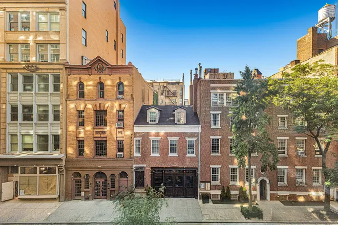 3 SHERIDAN Square #4D, New York, NY 10014