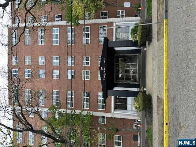 39 East 39th #7R, Paterson, NJ 07514