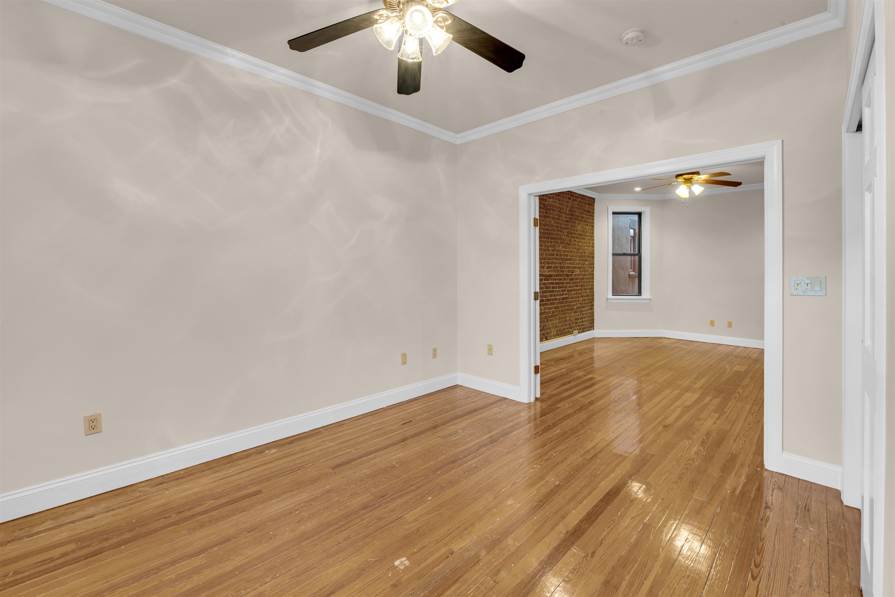 312 MONASTERY Place, Union City, Union City, NJ 07087 - Property photo 5 of 16