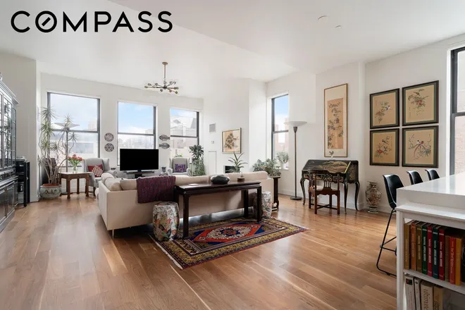 140 West 22nd Street #PHC, New York, NY 10011