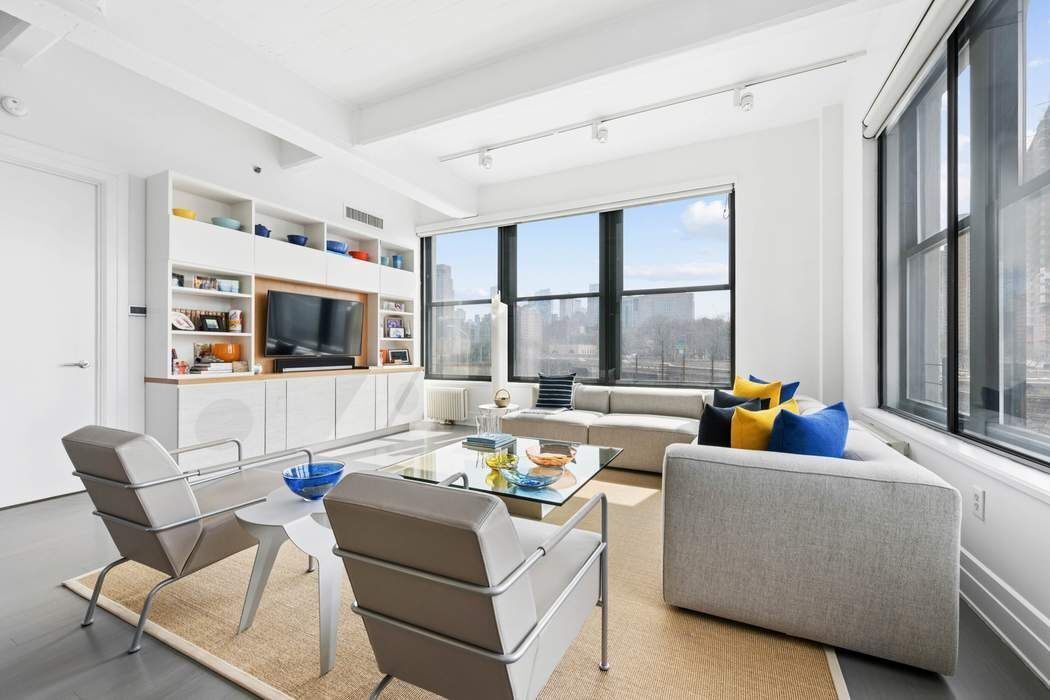 70 Washington Street #6G, DUMBO, Brooklyn, NY 11201 - Property photo 3 of 35