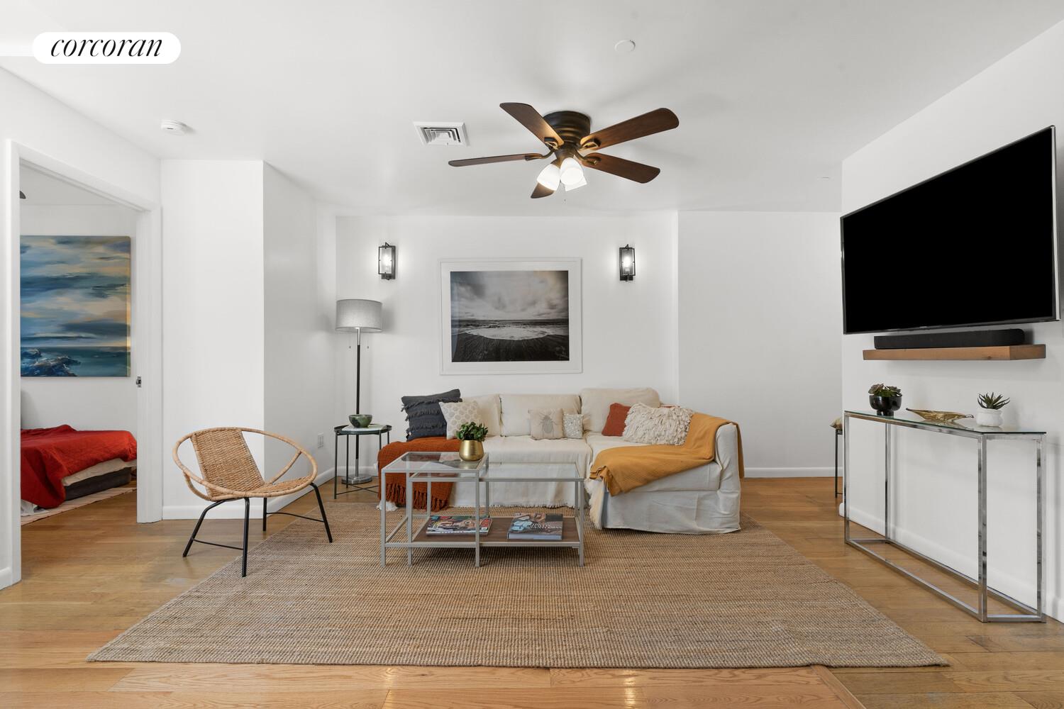 196 SCHOLES Street #1B, Williamsburg, Brooklyn, NY 11211 - Property photo 3 of 9