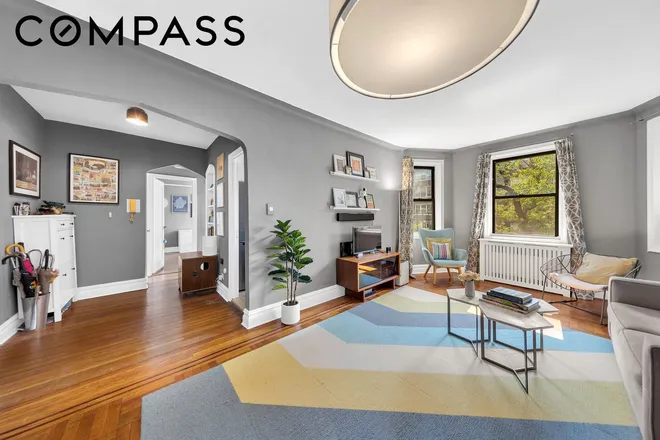 385 Argyle Road #4E, Brooklyn, NY 11218