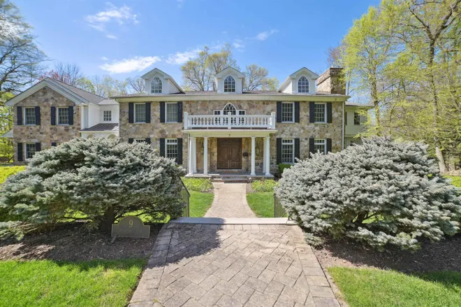 9 BISHOPS LANE, Milburn, NJ 07078