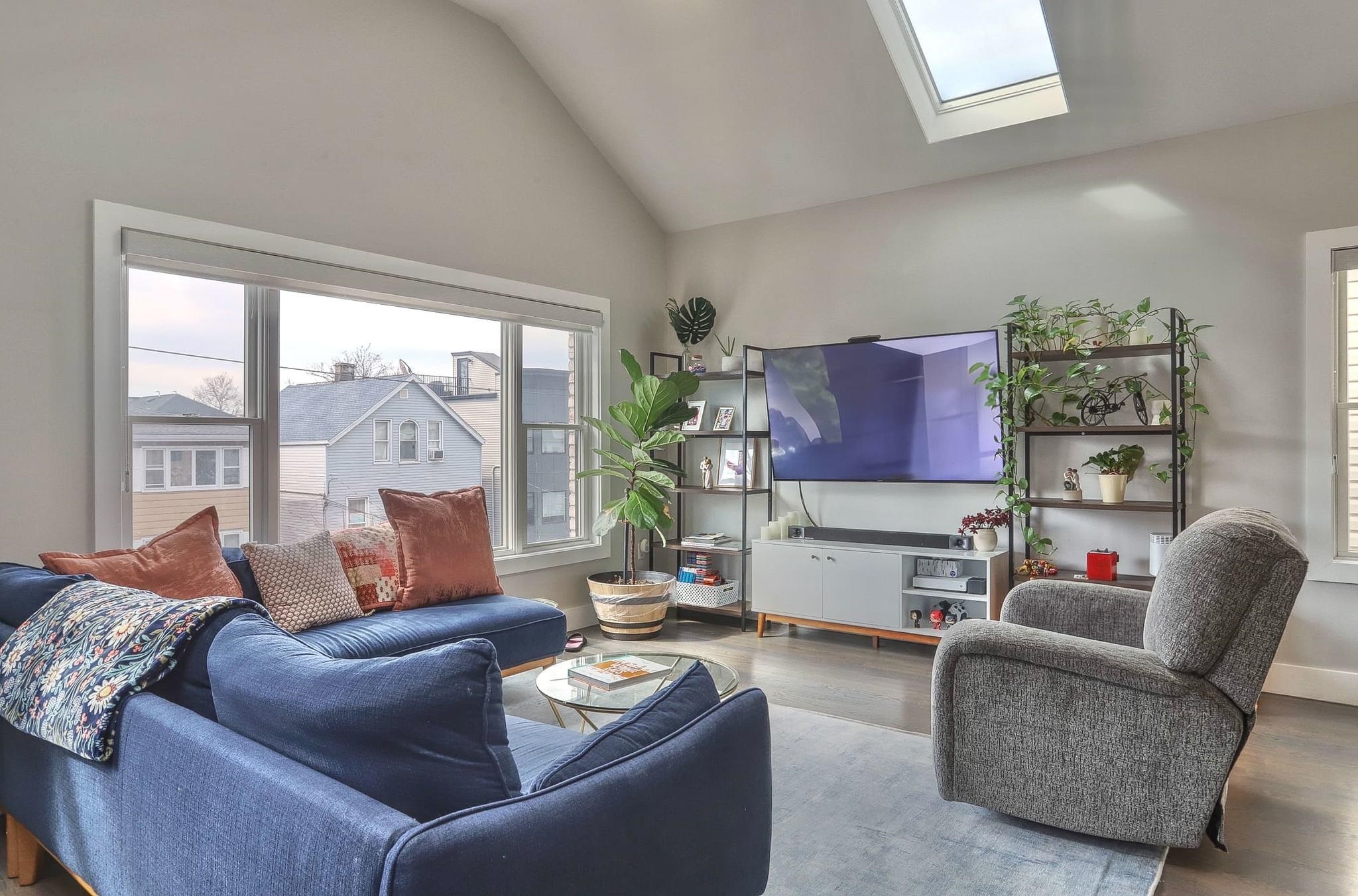 26 GRACE Street, Jersey City, JC Heights, NJ 07307 - Property photo 4 of 24