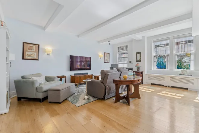33 RIVERSIDE Drive #1C, New York, NY 10023
