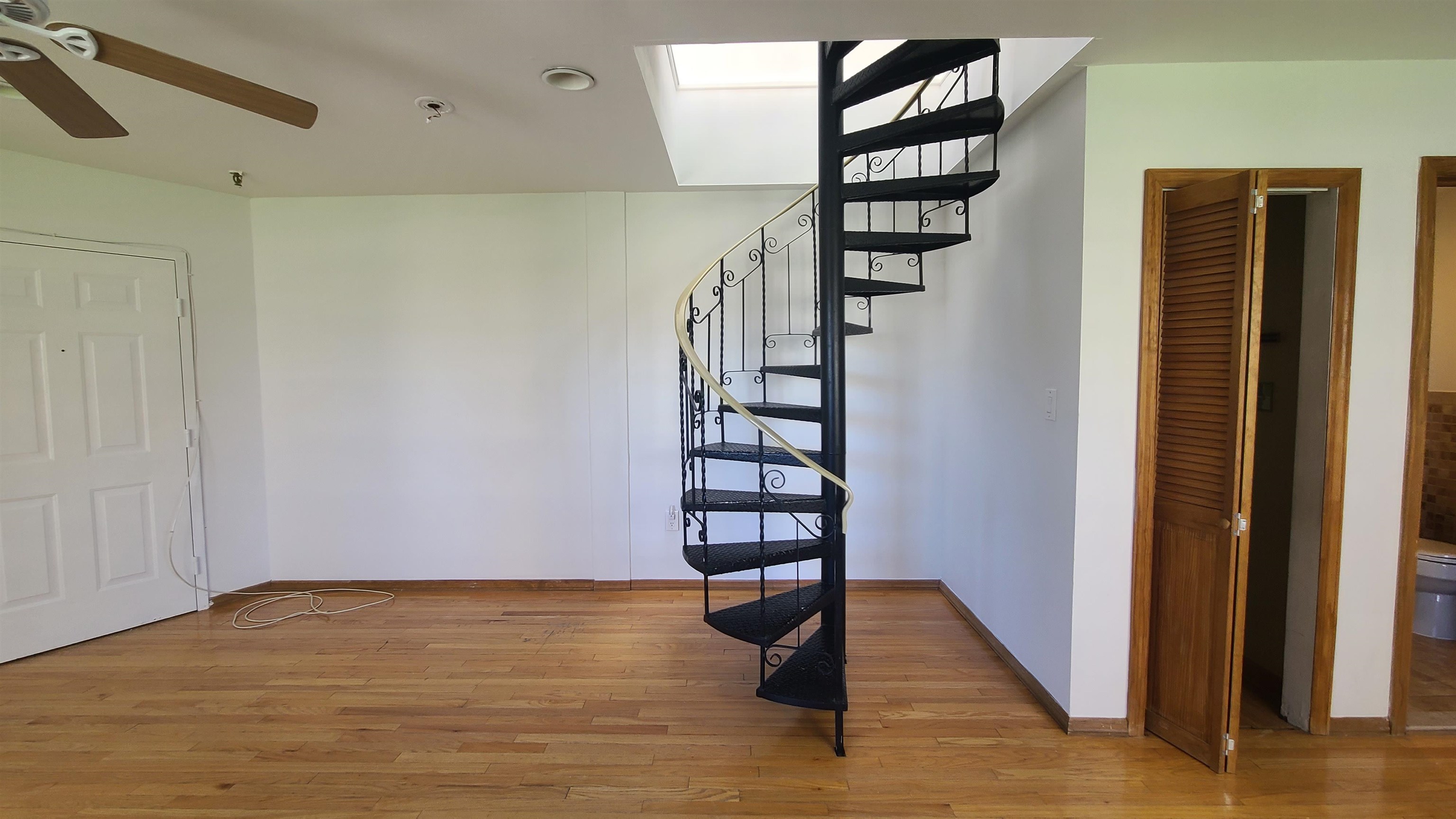 4905 PARK Avenue, Union City, Union City, NJ 07087 - Property photo 3 of 46