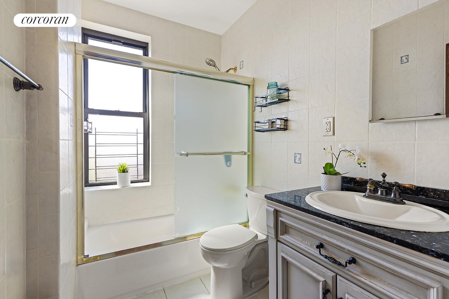 7825 4th Avenue #F2, Bay Ridge, Brooklyn, NY 11209 - Property photo 3 of 17