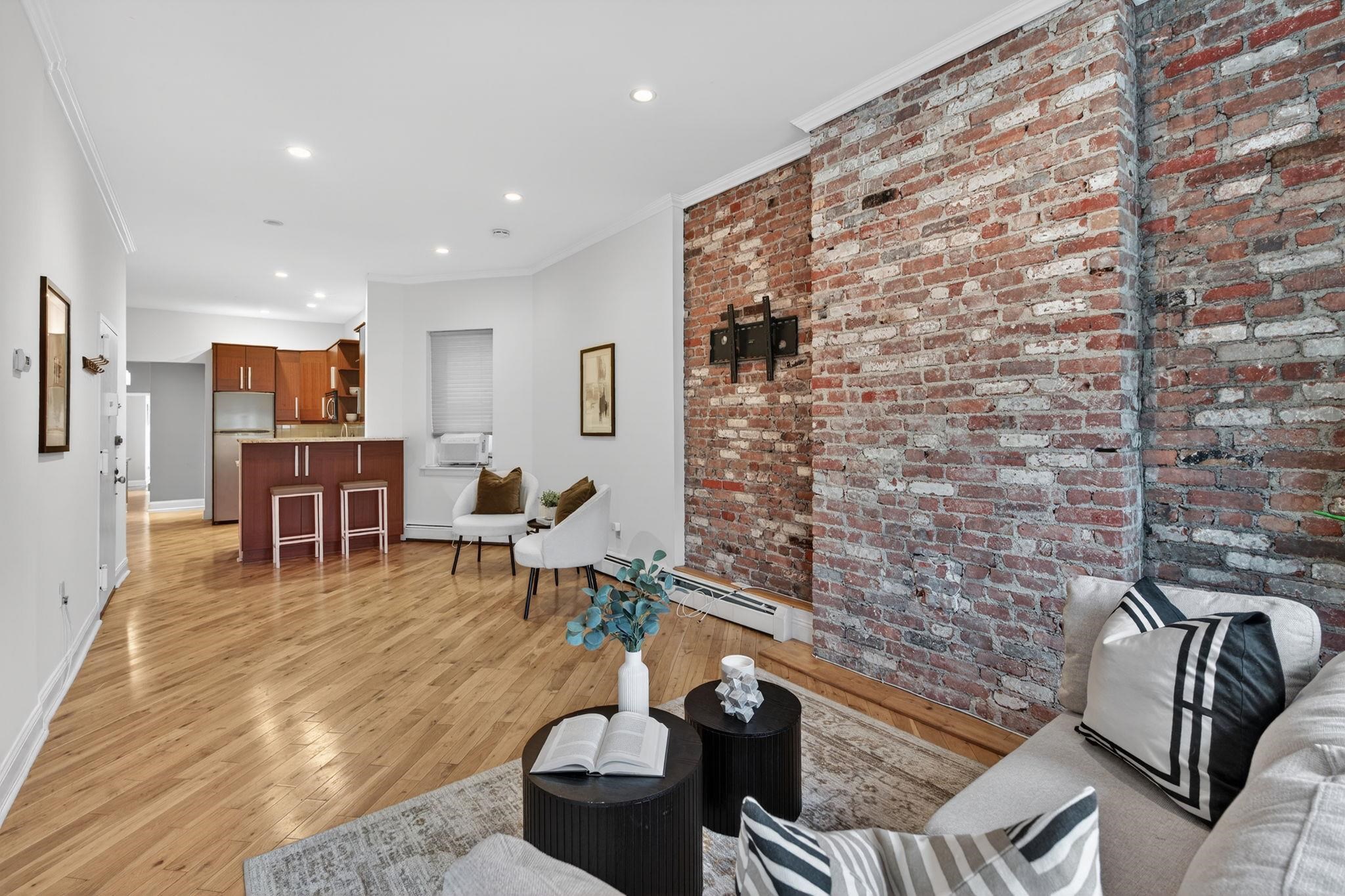 510 PALISADE Avenue, Jersey City, JC Heights, NJ 07307 - Property photo 4 of 29