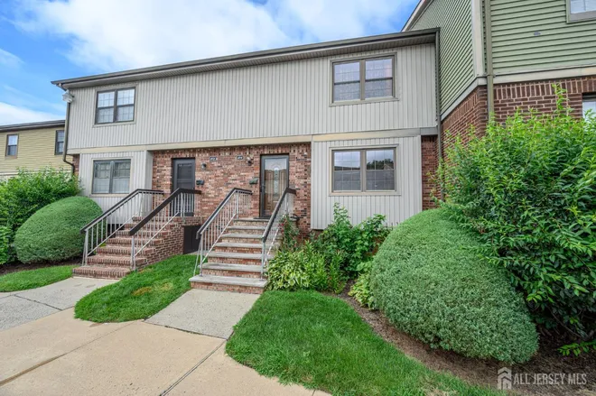 614 Maple Hill Drive, Maple Hill Condo Bldg 06, NJ 07095