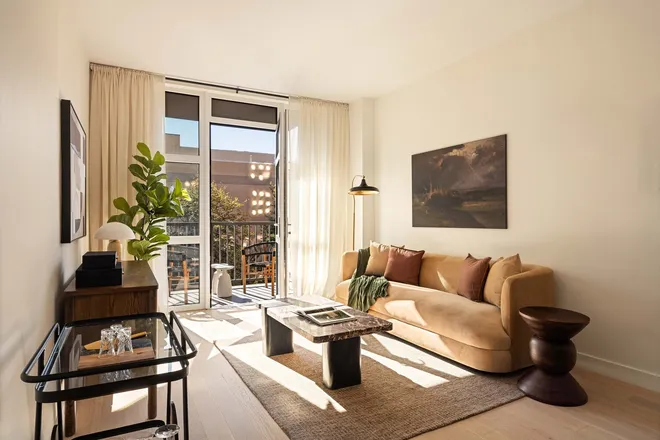 23 OCEAN Parkway #3Q, Brooklyn, NY 11218