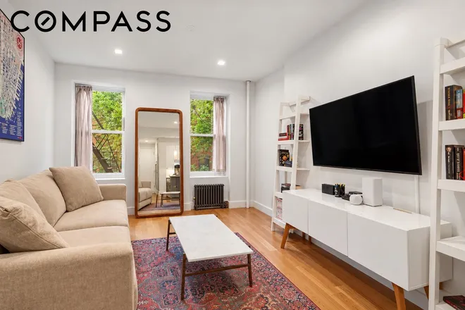 88 Charles Street #3A, New York, NY 10014