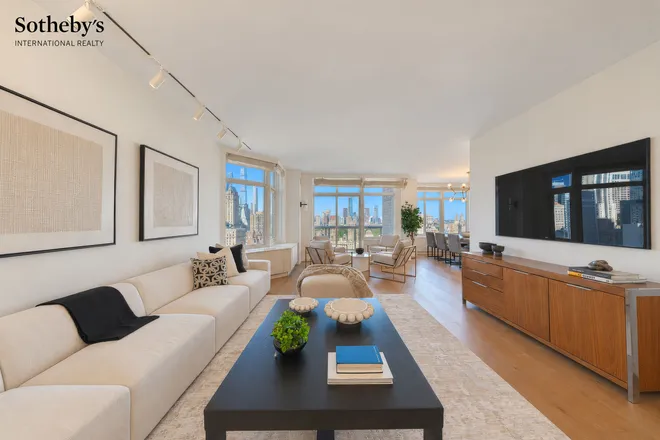 188 East 64th Street #2506, New York, NY 10065