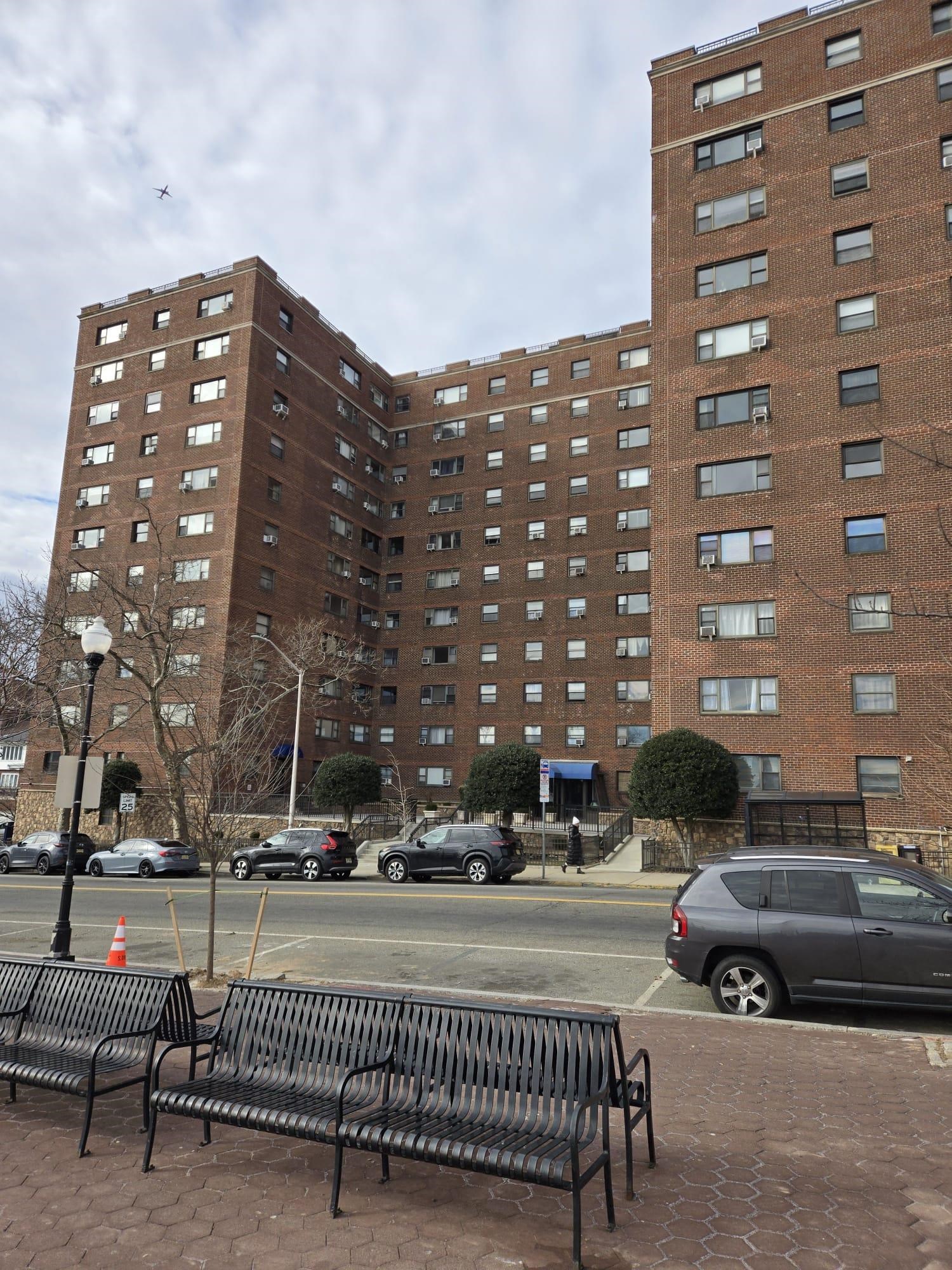 6515 Boulevard EAST, West New York Town, West New York, NJ 07093 - Property photo 5 of 9