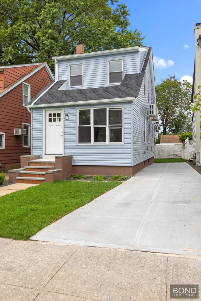 33-38 153rd Street, Flushing, NY 11354