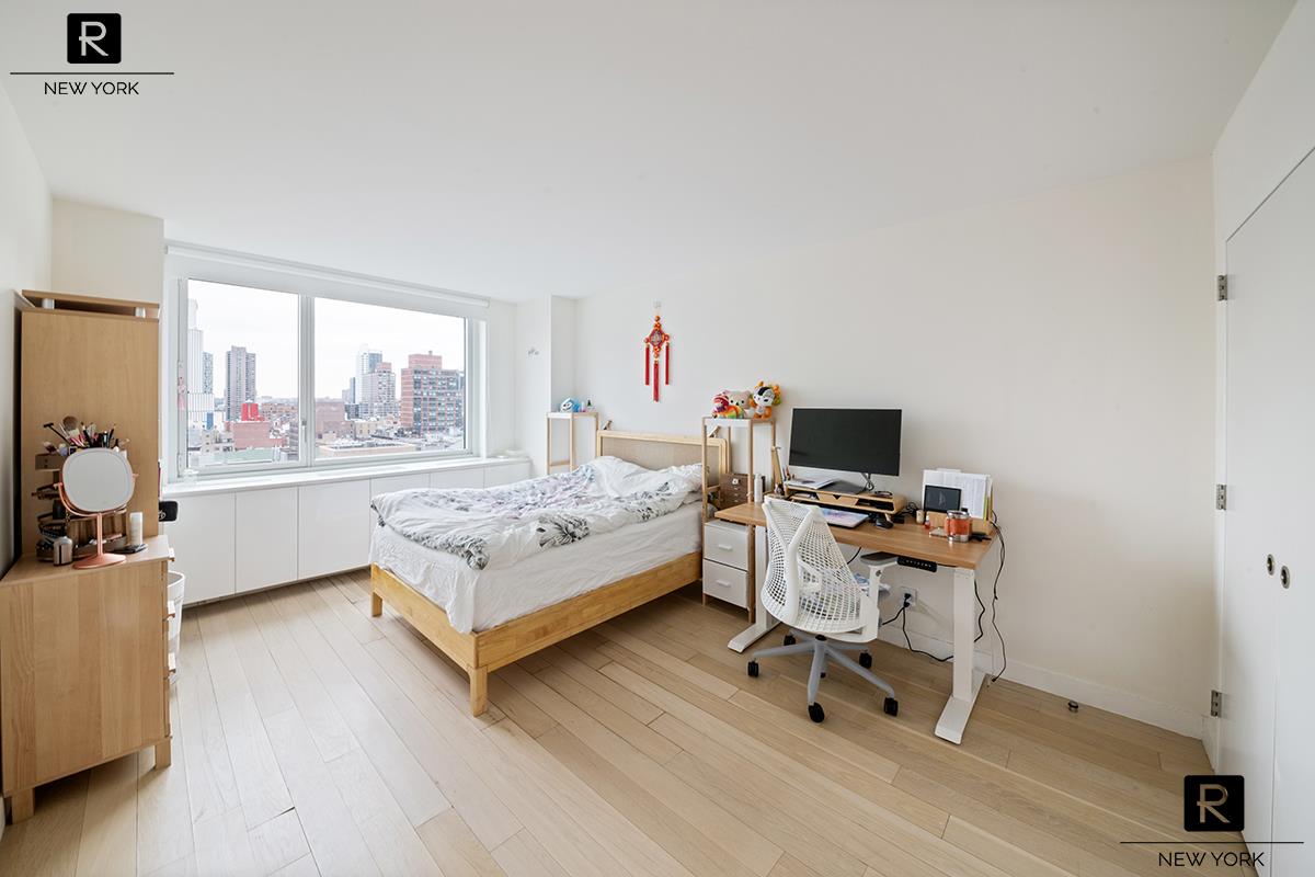 301 West 53rd Street #13-A, Hell's Kitchen, Manhattan, NY 10019 - Property photo 5 of 29