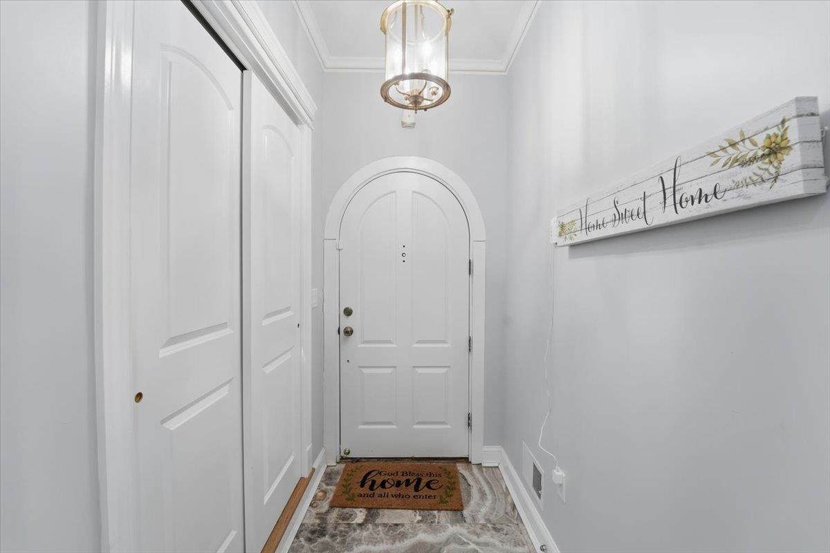 60 STEWART Avenue, Kearny Town, Kearny, NJ 07032 - Property photo 4 of 49