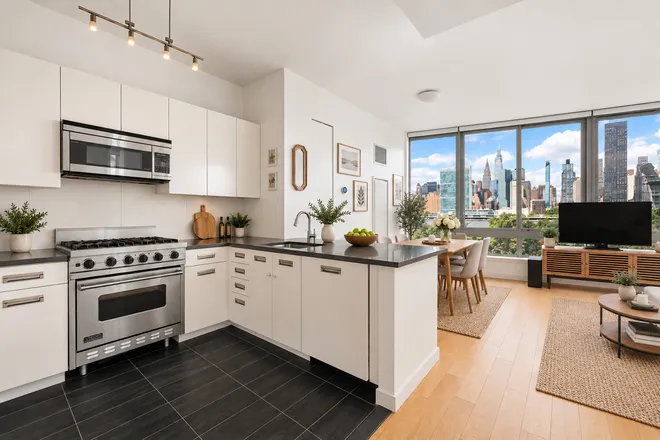46-30 CENTER Boulevard #404, Hunters Point, NY 11109