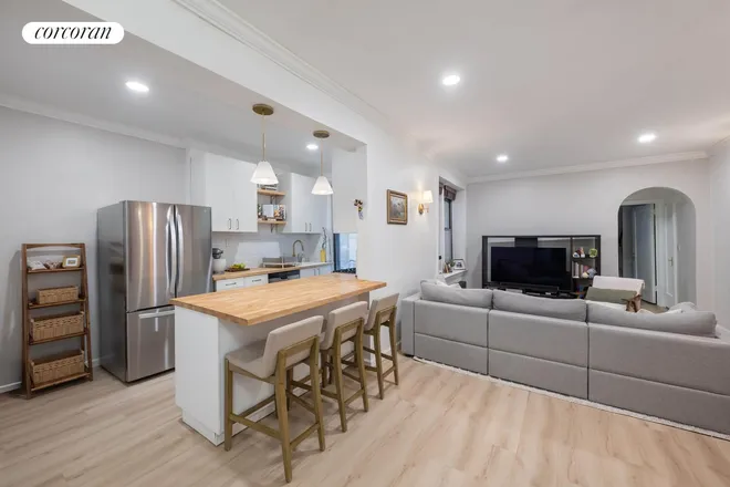 225 BENNETT Avenue #1T, New York, NY 10040