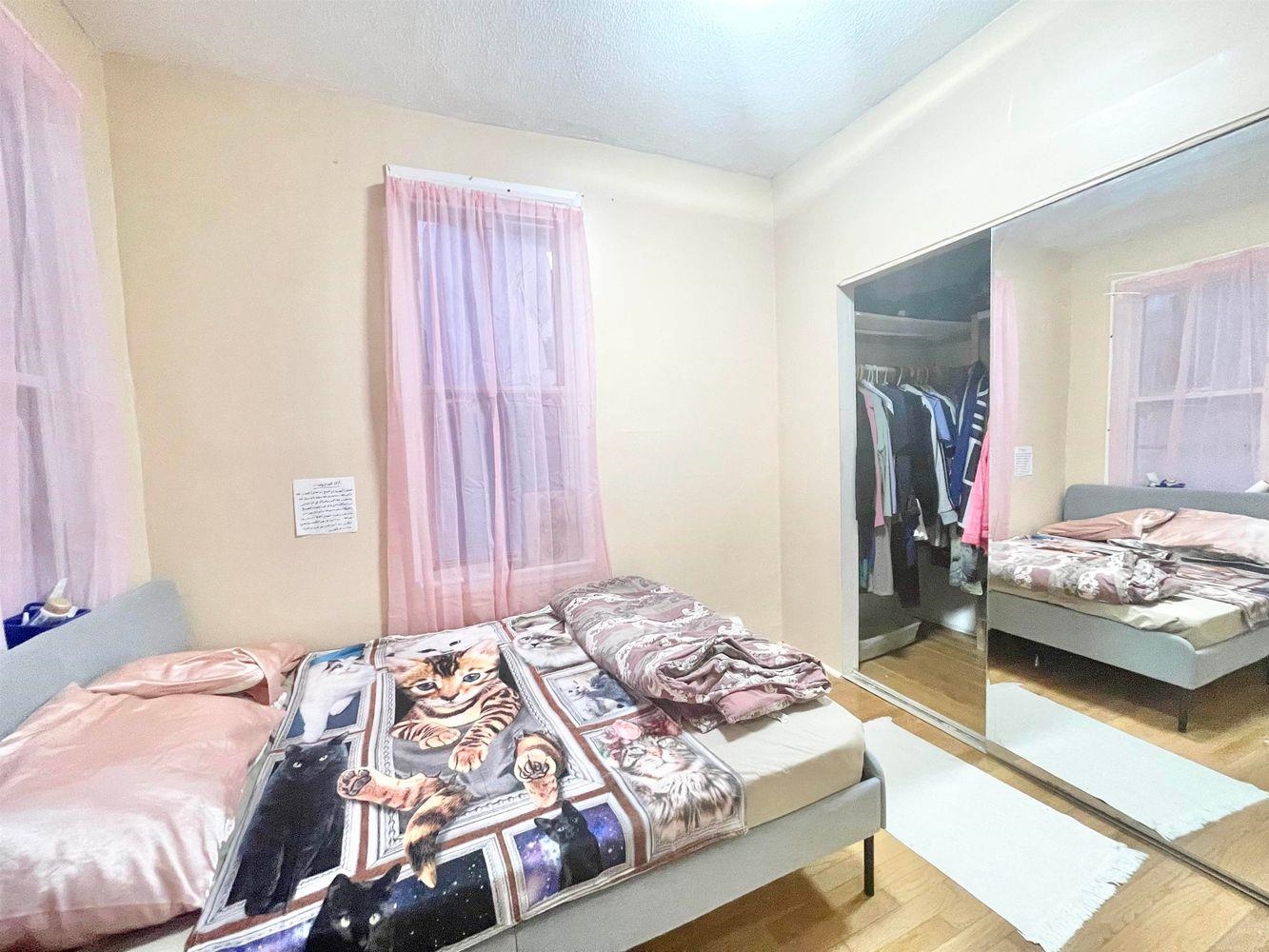 133 AVENUE B, Bayonne City, Bayonne, NJ 07002 - Property photo 2 of 23