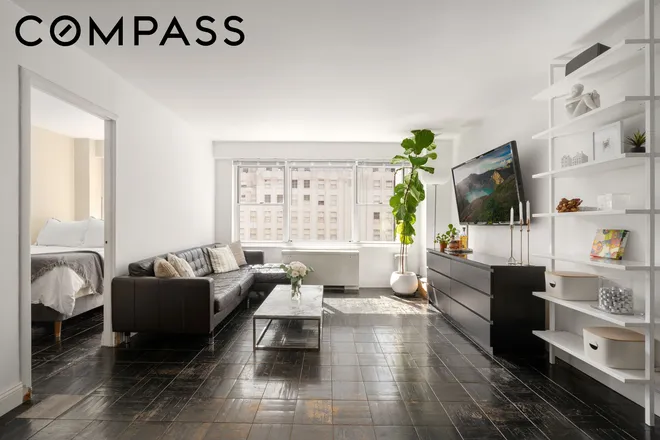 150 East 61st Street #10J, New York, NY 10065