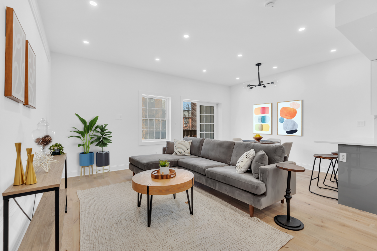 41-13 39th Place #3, Sunnyside, Queens, NY 11104 - Property photo 2 of 6