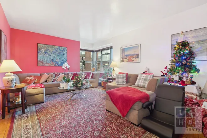 570 Grand Street #H1405, New York, NY 10002