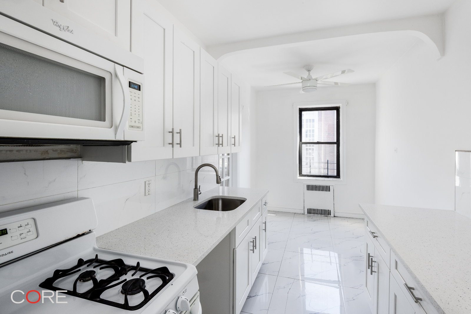 34-24 82nd Street #4N, Jackson Heights, Queens, NY 11372 - Property photo 4 of 10