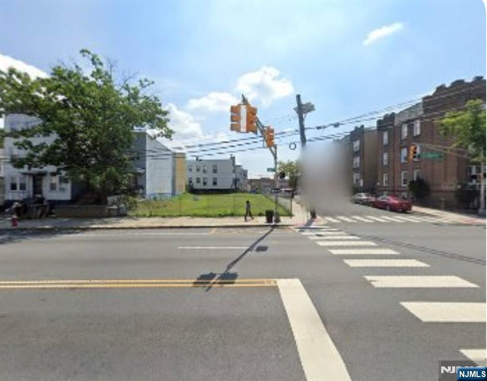 3184 John F Kennedy, Jersey City, Jersey City, NJ 07306 - Property photo 2 of 2