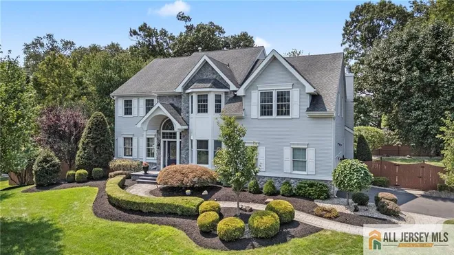 16 Cummings Road, Incl, NJ 08852