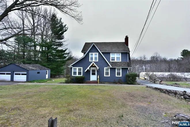 182 Airmont, Mahwah, NJ 07430