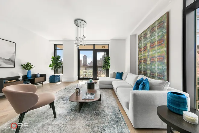 310 East 86th Street #20C, New York, NY 10028