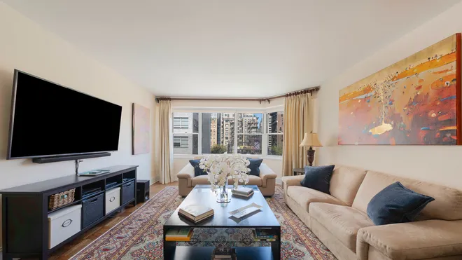 150 East 61st Street #10C, New York, NY 10065