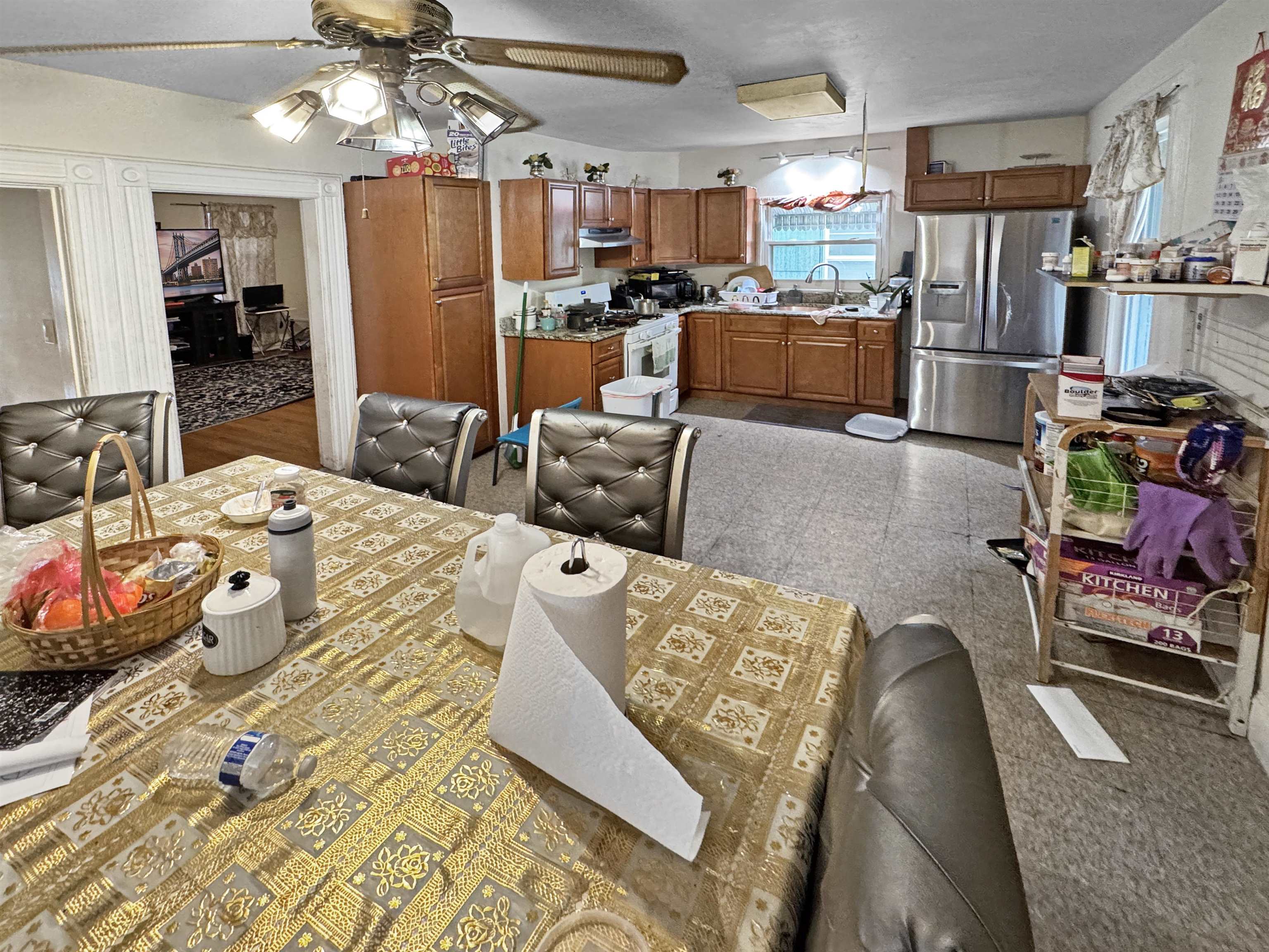 115 KANSAS Street, South Hackensack Township, Hackensack, NJ 07601 - Property photo 4 of 8